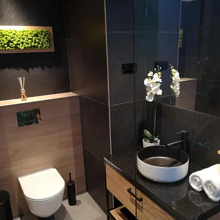 Sea View Moss Vip كولوبرزيغ