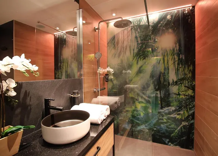 Sea View Moss Vip アパート